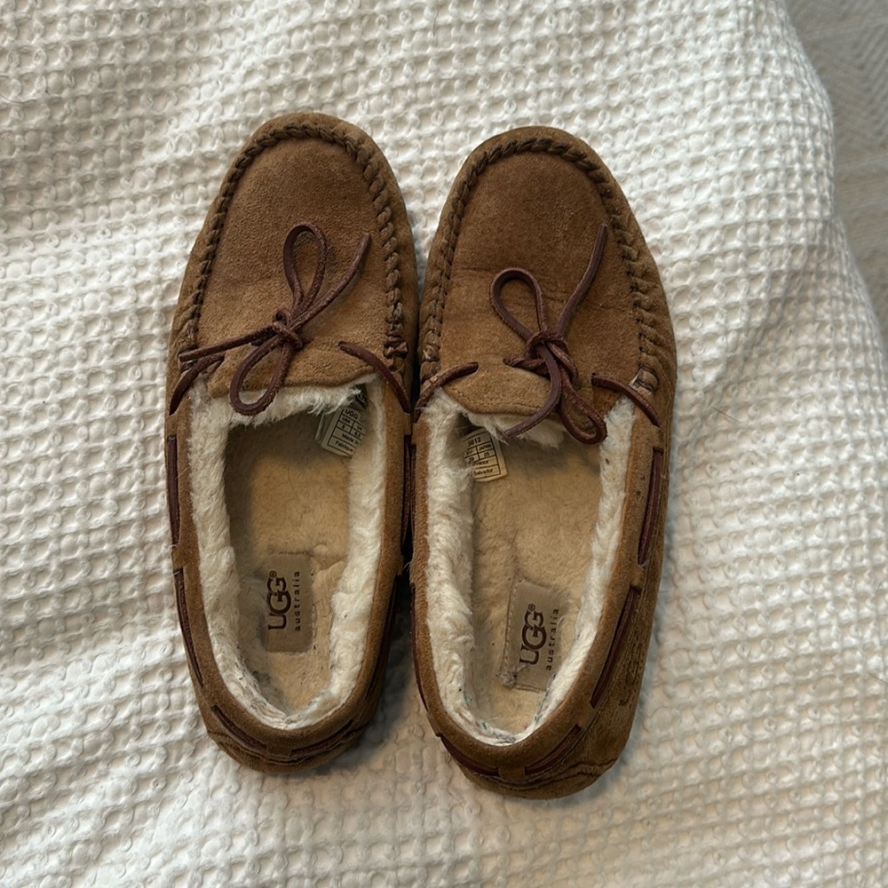 Chestnut Ugg Moccasin Slippers